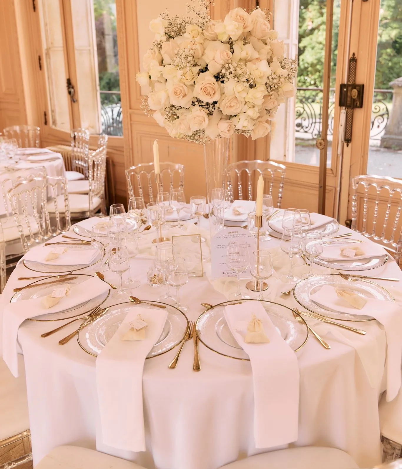 Decoration_table